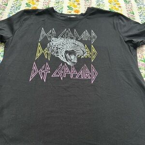 Women’s Def Leppard Tshirt EUC